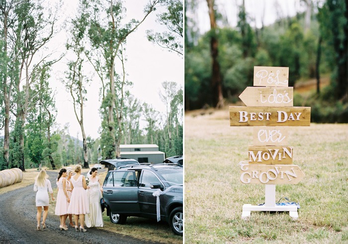 wedding signs and details at wedding ceremony