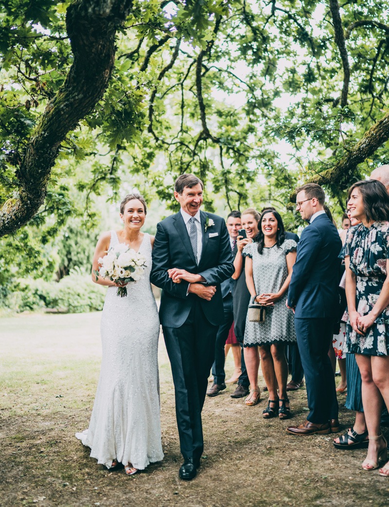 dad walking daughter down the aisle to get married at coombe yarra valley wedding