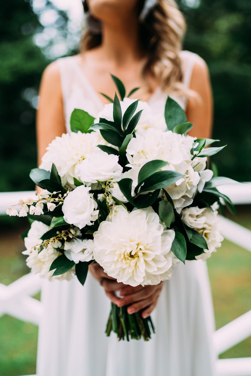 bride holding wedding bouquet in the yarra valley