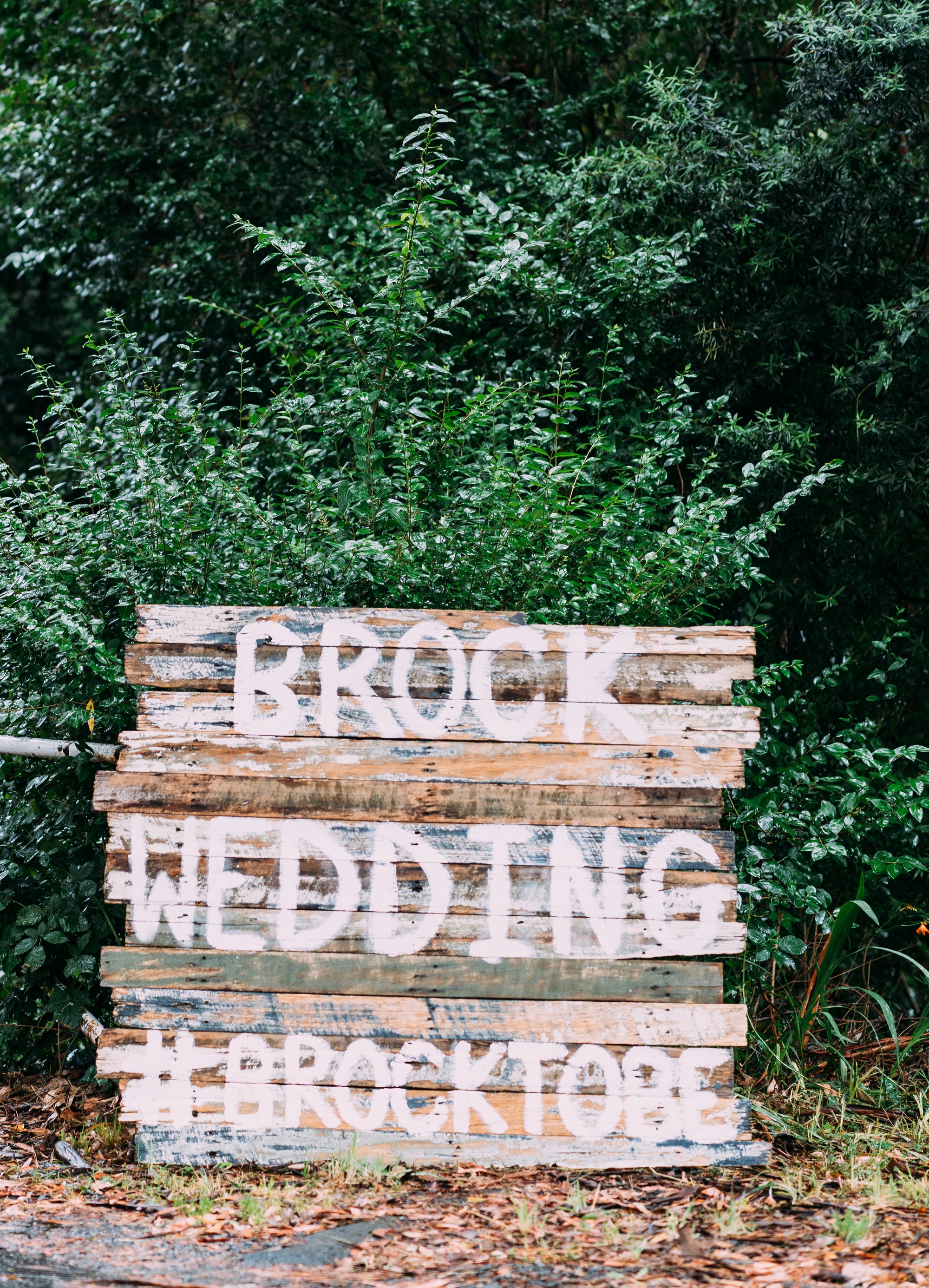 DIY wedding sign in the yarra valley
