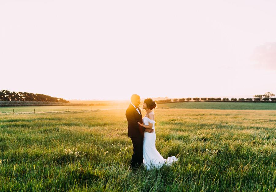 rusty gate wedding bellarine peninsula photographer curlewis