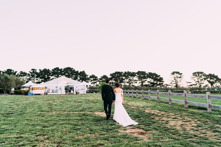 sunset wedding photographs rusty gate wedding curlewis bellarine peninsula photographer